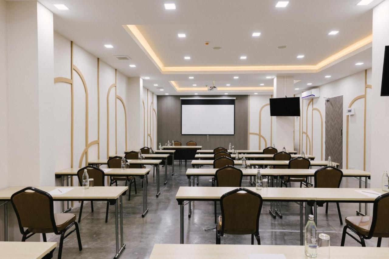 Nappiness Hotel - Sha Extraplus Bangkok Exterior foto