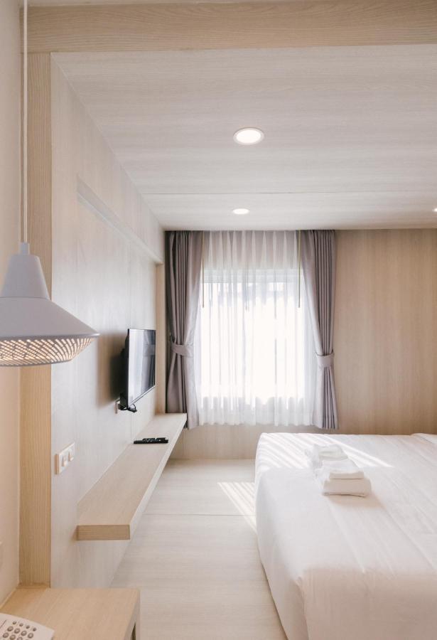 Nappiness Hotel - Sha Extraplus Bangkok Exterior foto