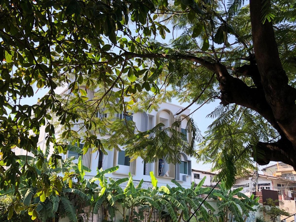 Nappiness Hotel - Sha Extraplus Bangkok Exterior foto